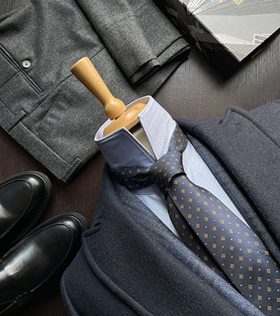 Cappotto Doppiopetto in Cashmere e Lana Blu Notte