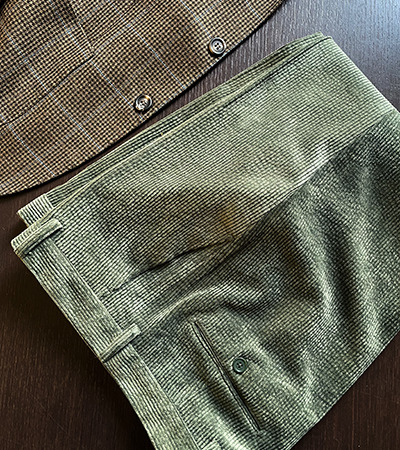 Pantalone in Velluto Supersoft Muschio