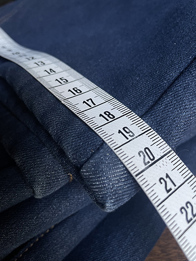 Jeans invernale in Denim elasticizzato foderato in Pile - immagine 2