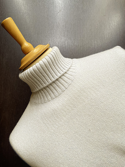 Dolcevita in Cashmere e Lana Finezza 7 Pergamena - immagine 5