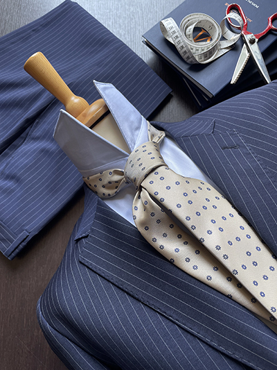 Abito Tasmania Gessato 10 mm Bluette