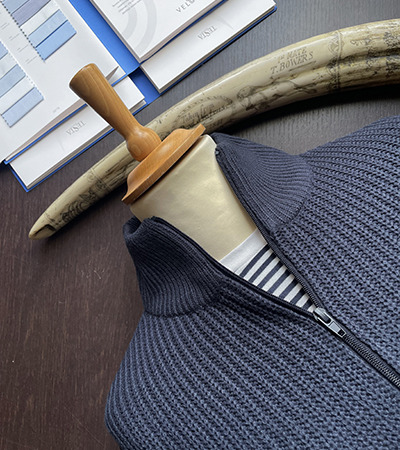 All-in-one: Lupo a costine & Girocollo felpato