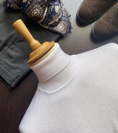 Dolcevita in Cashmere e Lana Finezza 12 con Pantalone in regalo